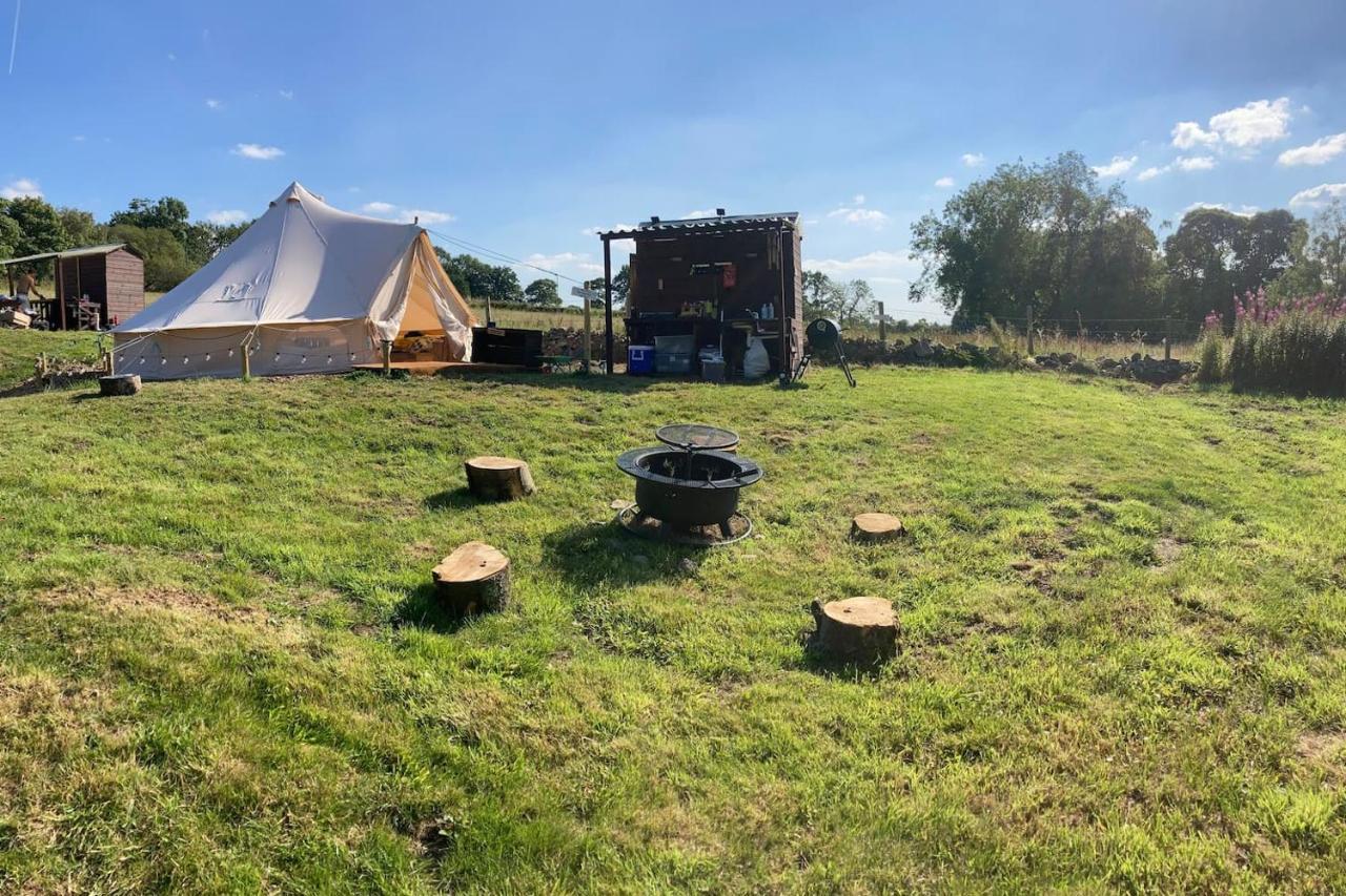 Roaches Retreat Family Glampsite, Rocky Reach Bell Tent With Outdoor Adventures And Campfire Nights Upper Hulme Εξωτερικό φωτογραφία
