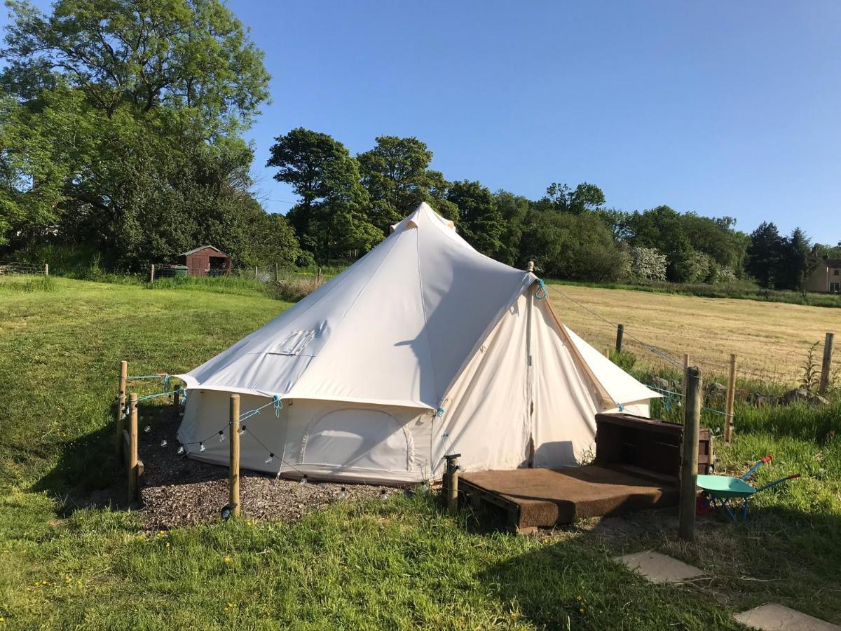 Roaches Retreat Family Glampsite, Rocky Reach Bell Tent With Outdoor Adventures And Campfire Nights Upper Hulme Εξωτερικό φωτογραφία