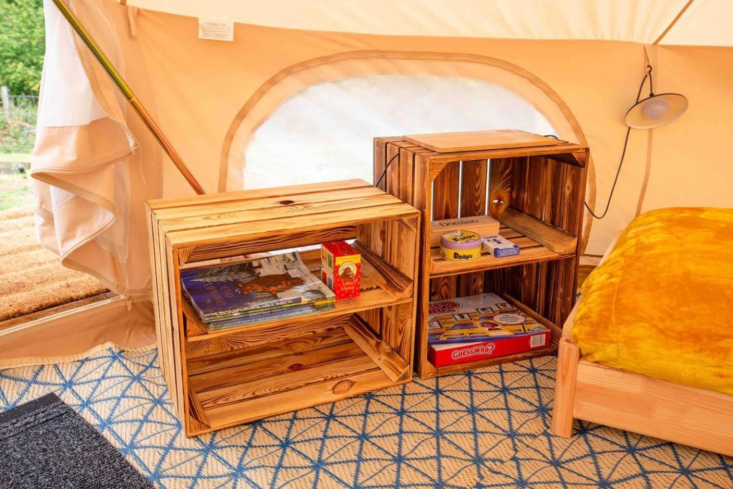 Roaches Retreat Family Glampsite, Rocky Reach Bell Tent With Outdoor Adventures And Campfire Nights Upper Hulme Εξωτερικό φωτογραφία